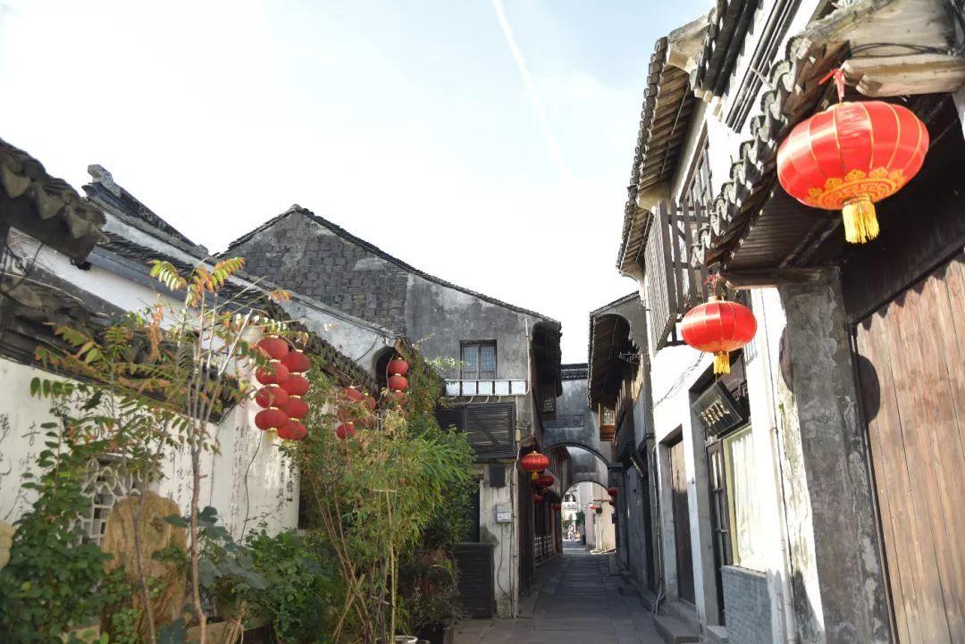 华图培训班价格表游戏画面